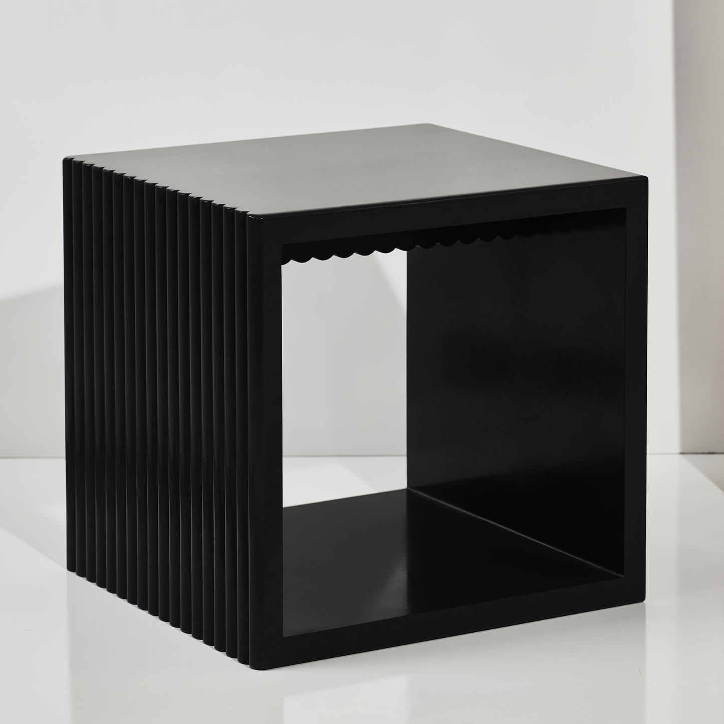 Cubo Negro Lineas